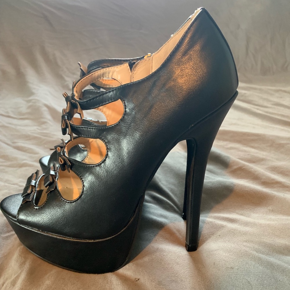 Women’s Charlotte Russe Heels.